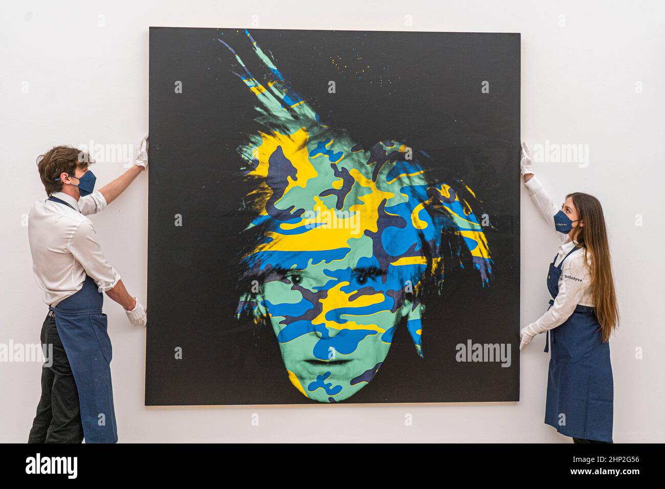 LONDRA, REGNO UNITO. 18 Febbraio, 2022. IMBARAZZATO fino a. 1,30pm. Gli ultimi autoritratti di Andy Warhol 1986. (Stima: Macklowe 15-20 milioni all'anteprima di Sotheby di opere rare della collezione Macklowe. L'asta si svolgerà a New York il 16 maggio .Credit: amer Ghazzal/Alamy Live News Foto Stock