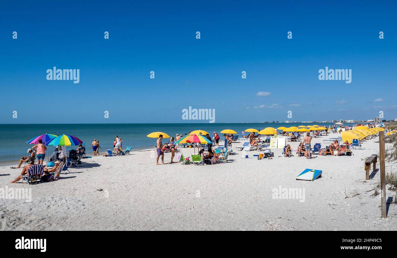 Beach at Pass-A- Grill alla punta più meridionale di St Pete Beach sul Golfo del Messico in Florida USA Foto Stock