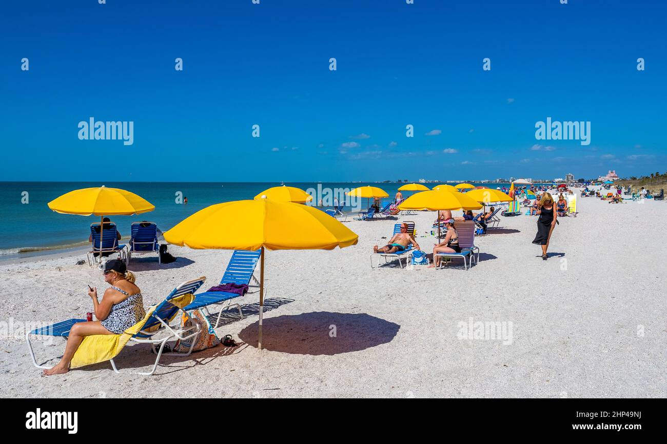 Beach at Pass-A- Grill alla punta più meridionale di St Pete Beach sul Golfo del Messico in Florida USA Foto Stock