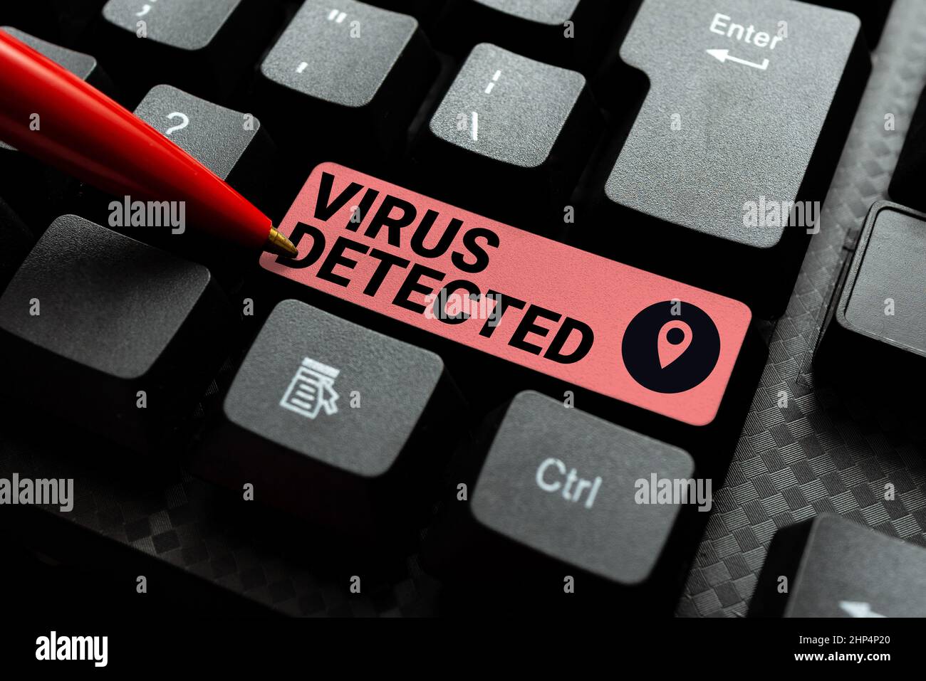 Segno di testo che mostra virus rilevato, Internet Concept un programma per computer utilizzato per prevenire e rimuovere malware Abstract Typist Prolicing Speed Typing, Prog Foto Stock