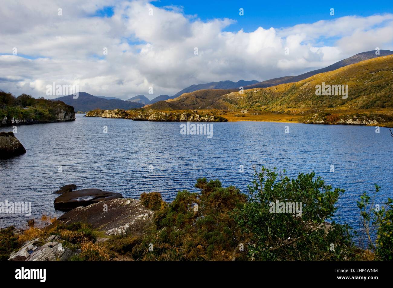 Il lungo raggio, laghi superiori. Killarney National Park, County Kerry, Irlanda Foto Stock