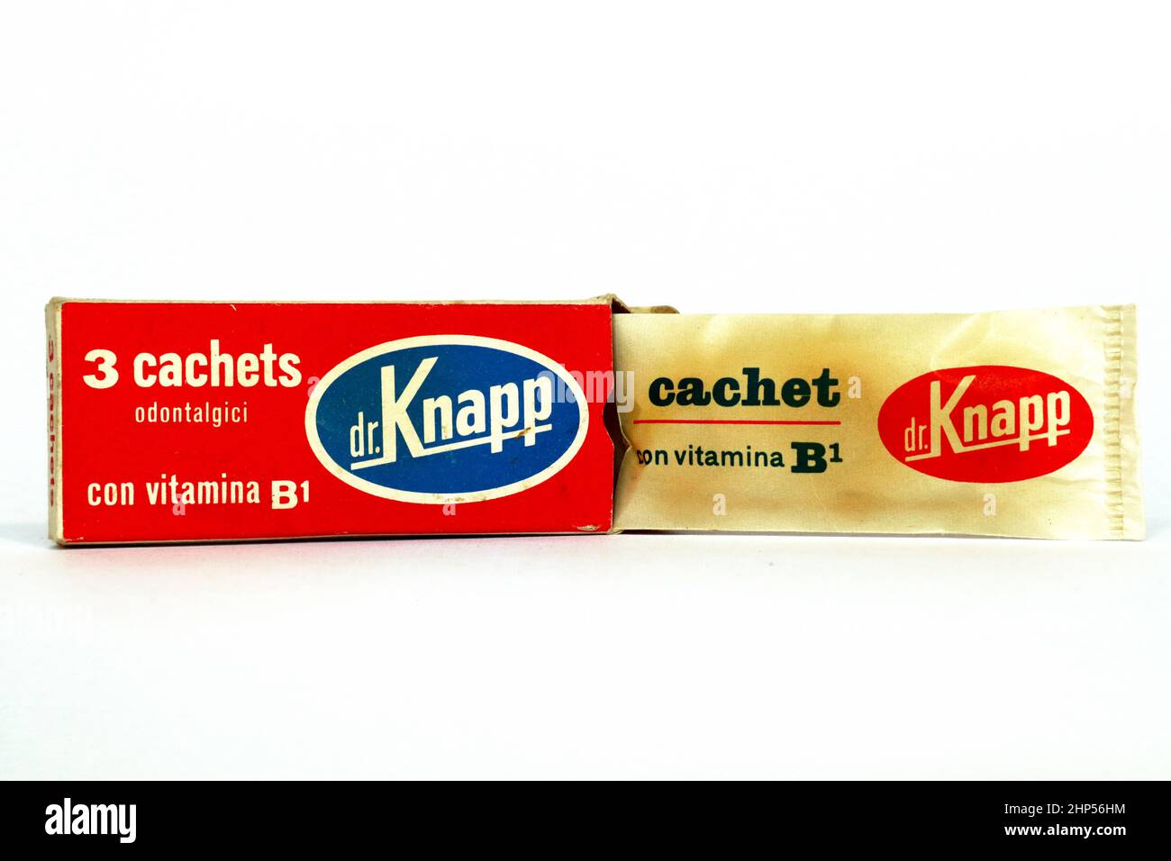 Vintage 1960s cachets Dr. KNAPP, compresse medicina per il trattamento del  mal di denti. Prodotto in Italia da LA FAR - Milano Foto stock - Alamy