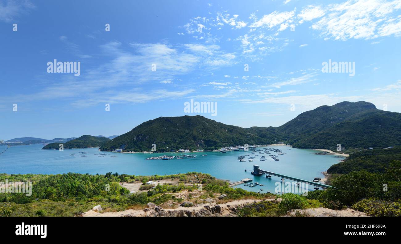 Una vista di Pichic Bay e Sok Kwu WAN nell'isola di Lamma, Hong Kong. Foto Stock