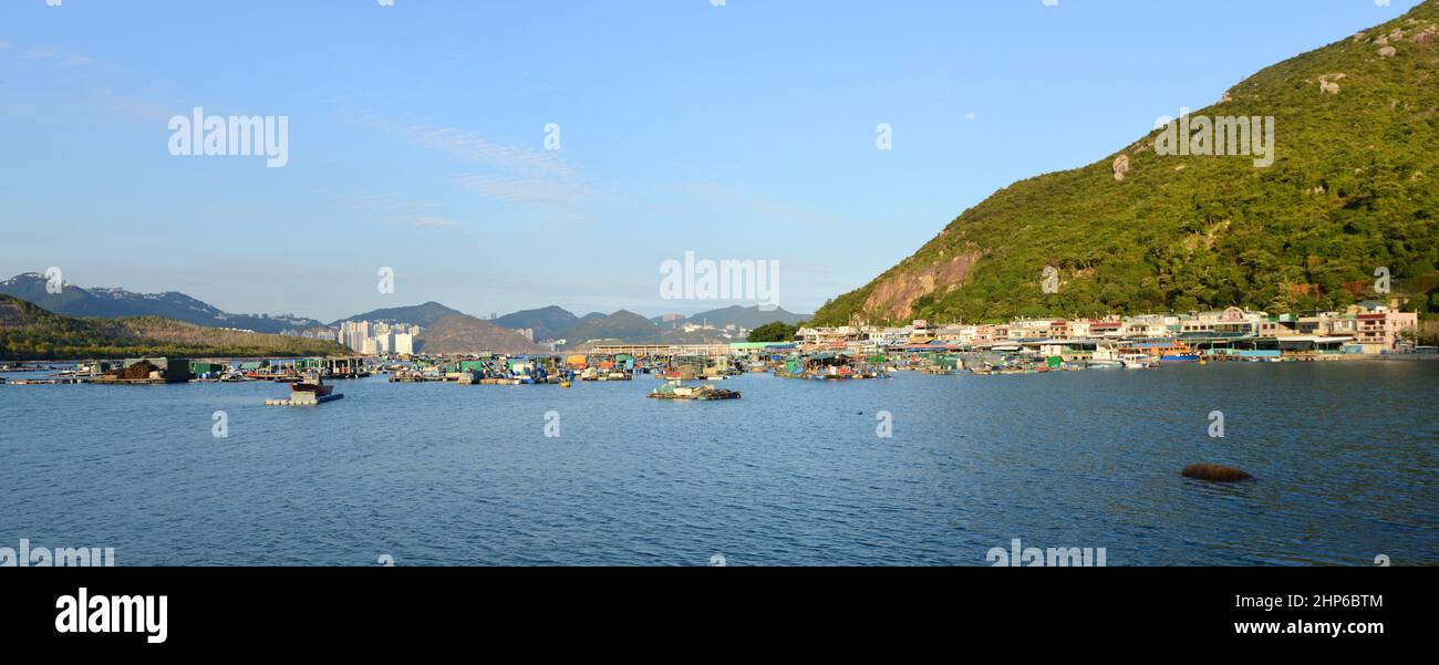 Una vista di Pichic Bay e Sok Kwu WAN nell'isola di Lamma, Hong Kong. Foto Stock