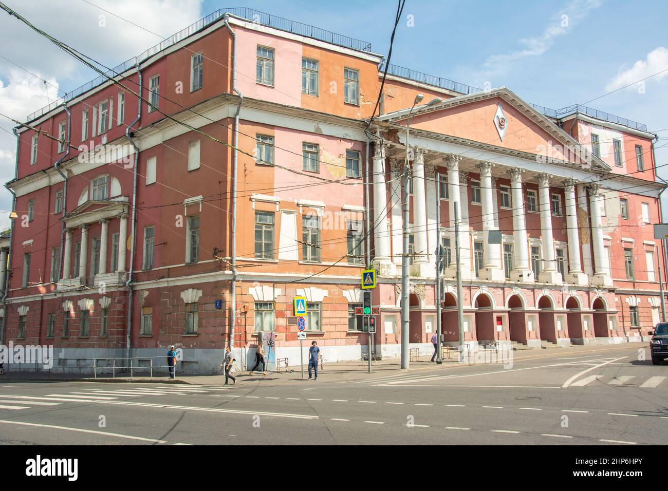 Il Palazzo del Conte Musin-Pushkin a Razgulay ospita ora l'Università di Stato di Ingegneria civile di Mosca nel centro di Mosca Foto Stock