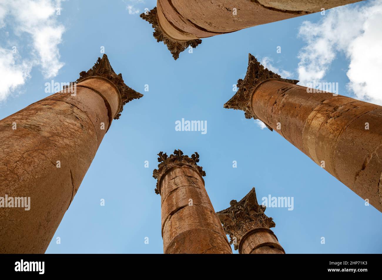 Colonne, Tempio di Artemide, Jerash, Giordania Foto Stock