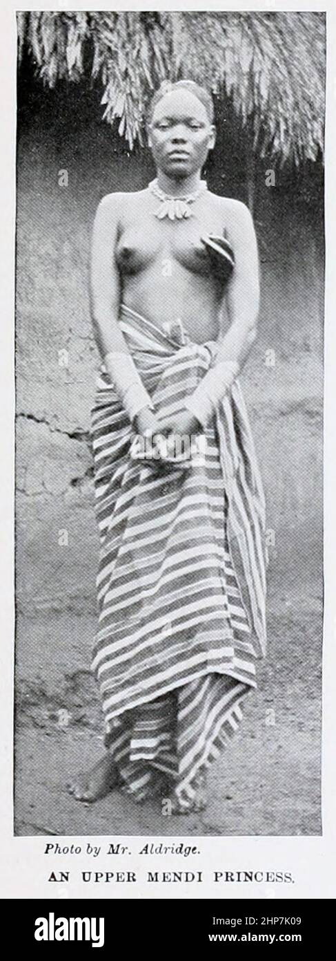 Una principessa Mendi superiore la Mende (anche scritto Mendé) è uno dei due gruppi etnici più grandi della Sierra Leone; dal libro The Living Races of Mumann; Volume 2 di Henry Neville Hutchinson, pubblicato a Londra nel 1901 da Hutchinson & co Foto Stock