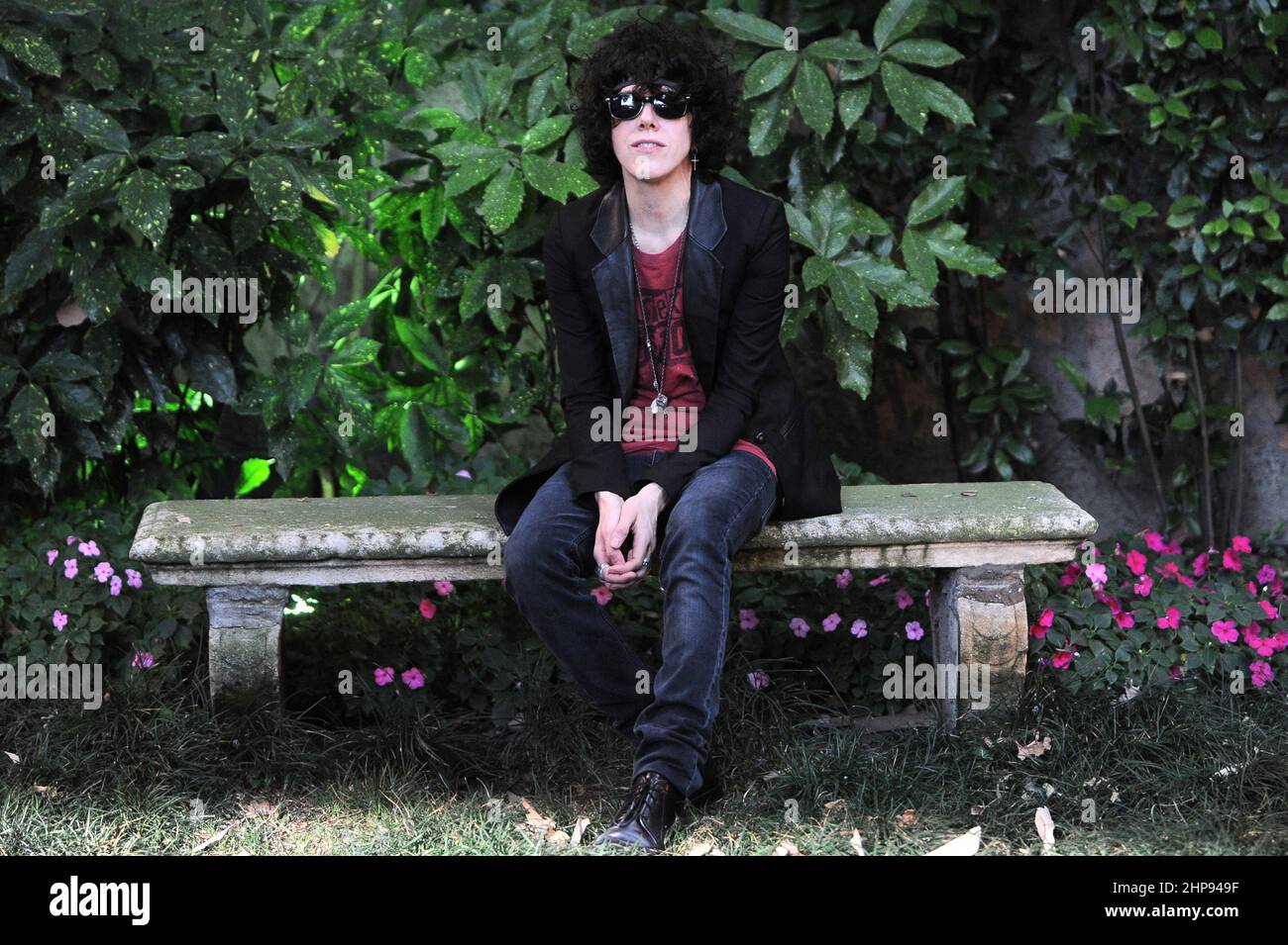 Milano Italia 2012-07-16: Sessione fotografica del cantante americano LP, Laura Pergolizzi, all'Hotel Manin prima della vetrina Foto Stock