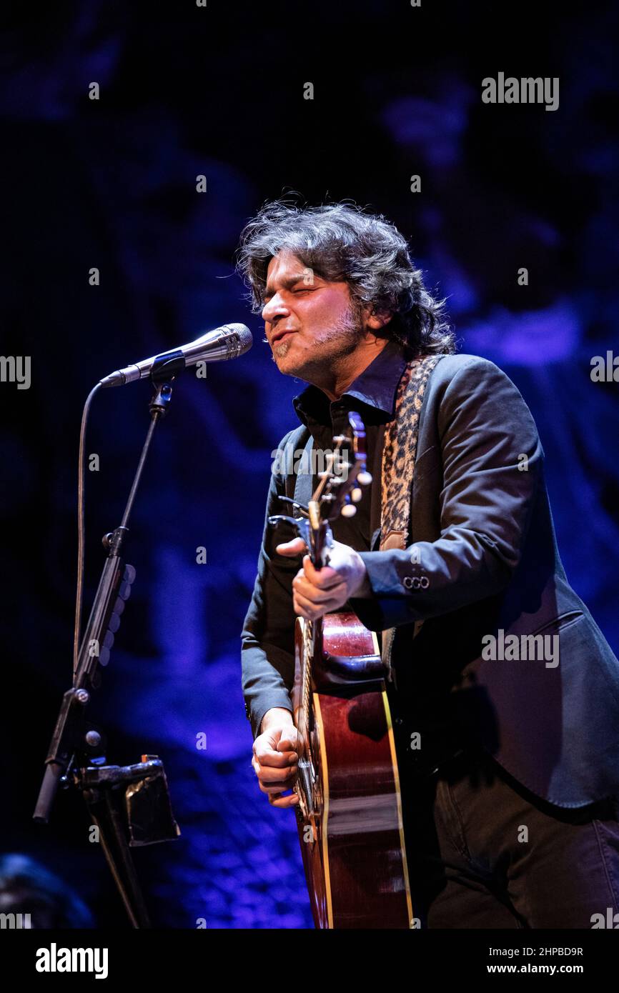 Barcellona, Spagna. 2022.02.17. Quique González si esibirà sul palco durante il Tour sur en el Valle al Palau de la Música (Guitar BCN) il 17 febbraio 2022 a Barcellona, Spagna. Foto Stock