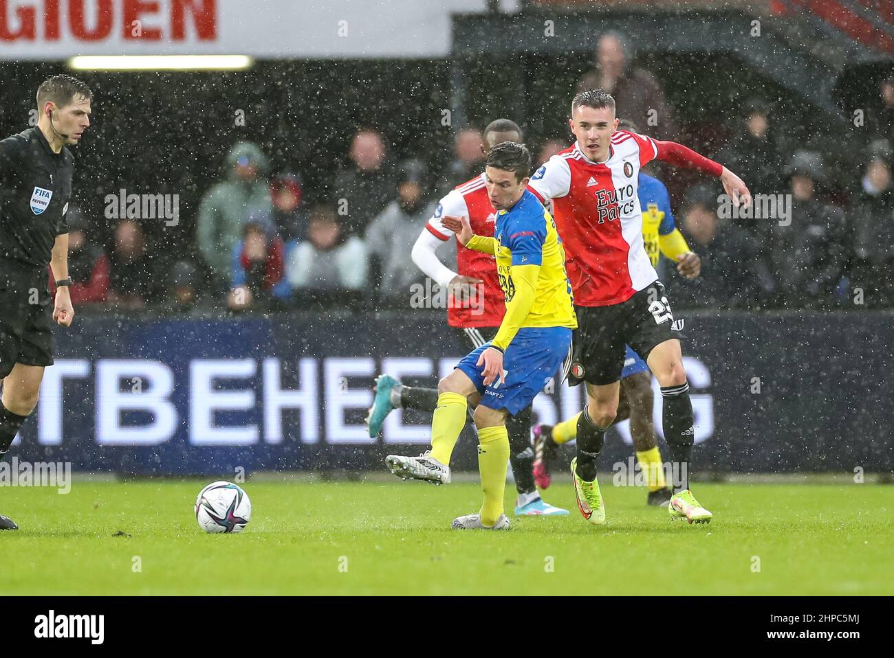 ROTTERDAM, PAESI BASSI - FEBBRAIO 20: Durante la partita olandese Eredivie tra Feyenoord e SC Cambuur allo Stadion Feijenoord de Kuip il 20 Febbraio 2022 a Rotterdam, Paesi Bassi (Foto di Henk Jan Dijks/Orange Pictures) Foto Stock