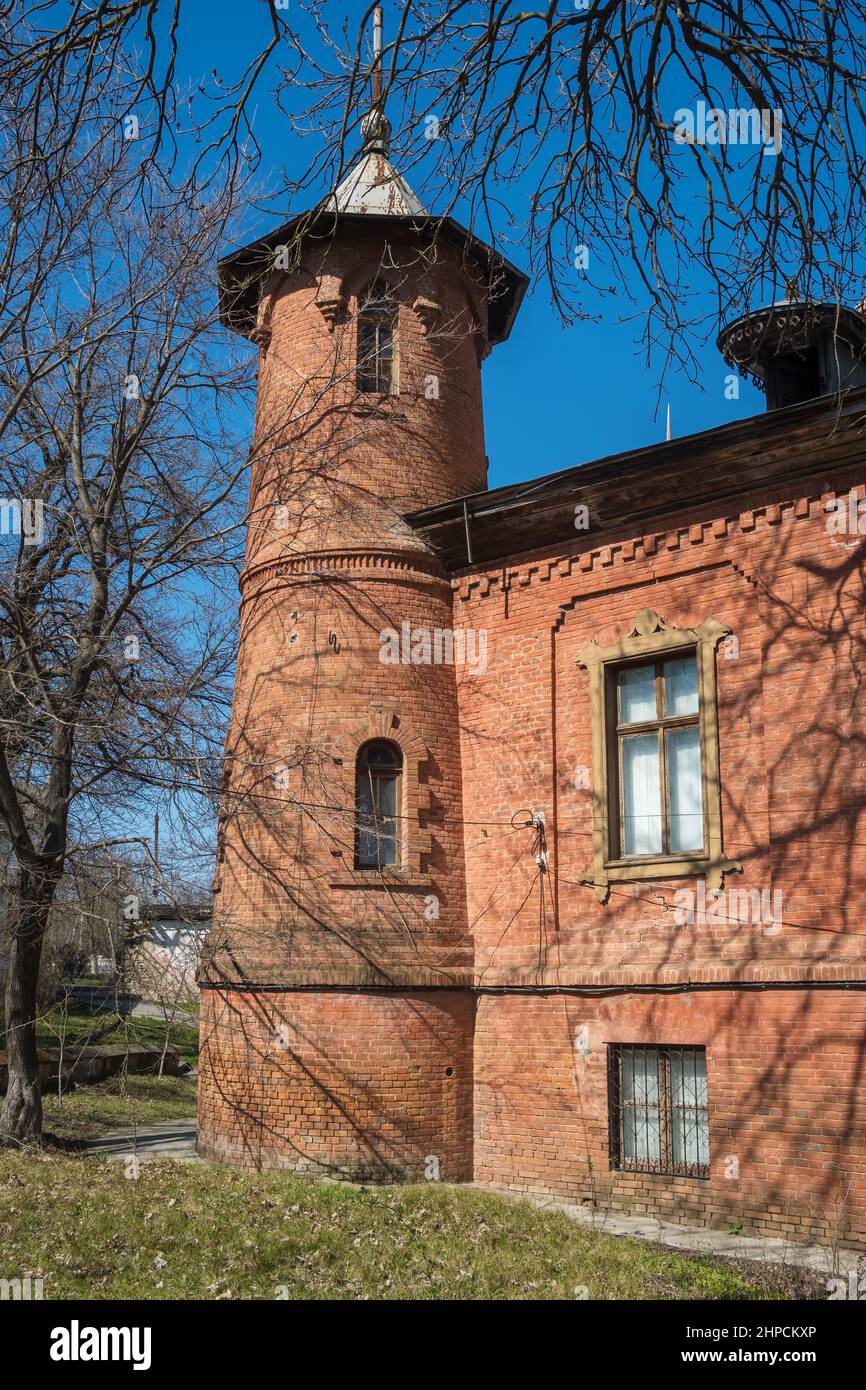 Casa dei cacciatori storici vicino al palazzo di Manuc Bey in Hincesti, Moldavia Foto Stock