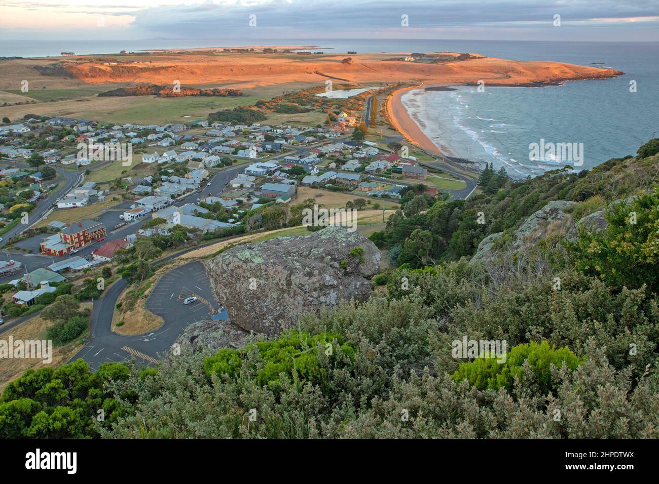 Vista su Stanley e Godfreys Beach dal Nut Foto Stock