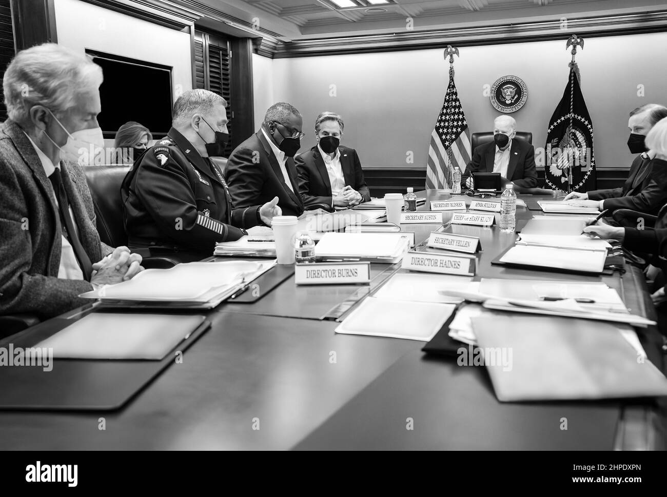 Il Presidente Biden convoca una riunione del Consiglio di sicurezza nazionale (NSC) per discutere gli ultimi sviluppi riguardanti l’accumulazione militare della Russia ai confini dell’Ucraina. Foto Stock