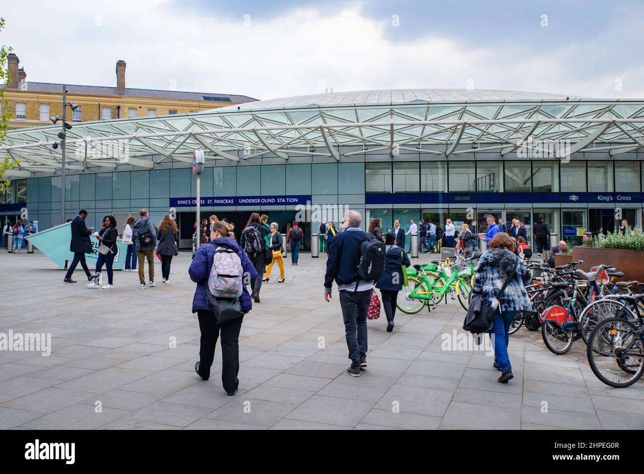 Dalla stazione ferroviaria di King's Cross a Londra, Regno Unito Foto Stock