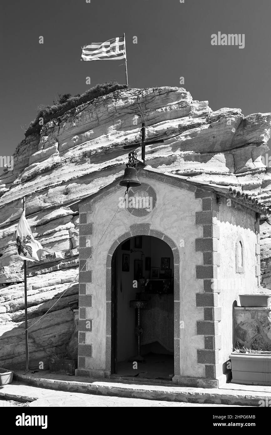 Bandiera della chiesa ortodossa greca Foto e Immagini Stock in Bianco e Nero - Alamy