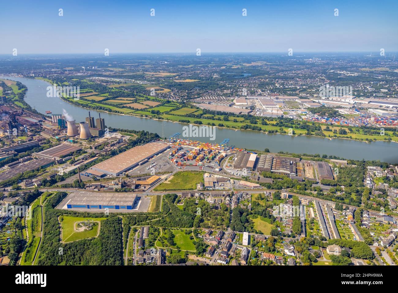 Fotografia aerea, logport II, Rhein-Ruhr Terminal Company e nuova sala logistica ai piedi di Tiger & Turtle, fiume Reno, Wanheim-Angerhausen, Dui Foto Stock