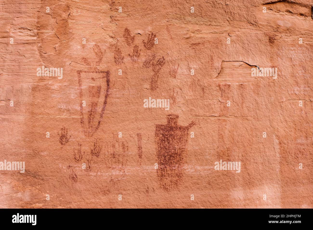 Il Flying Carpet Pictograph Panel è un pannello di arte rupestre dipinto in stile Barrier Canyon in un canyon remoto nel Canyonlands National Park dello Utah. È es Foto Stock