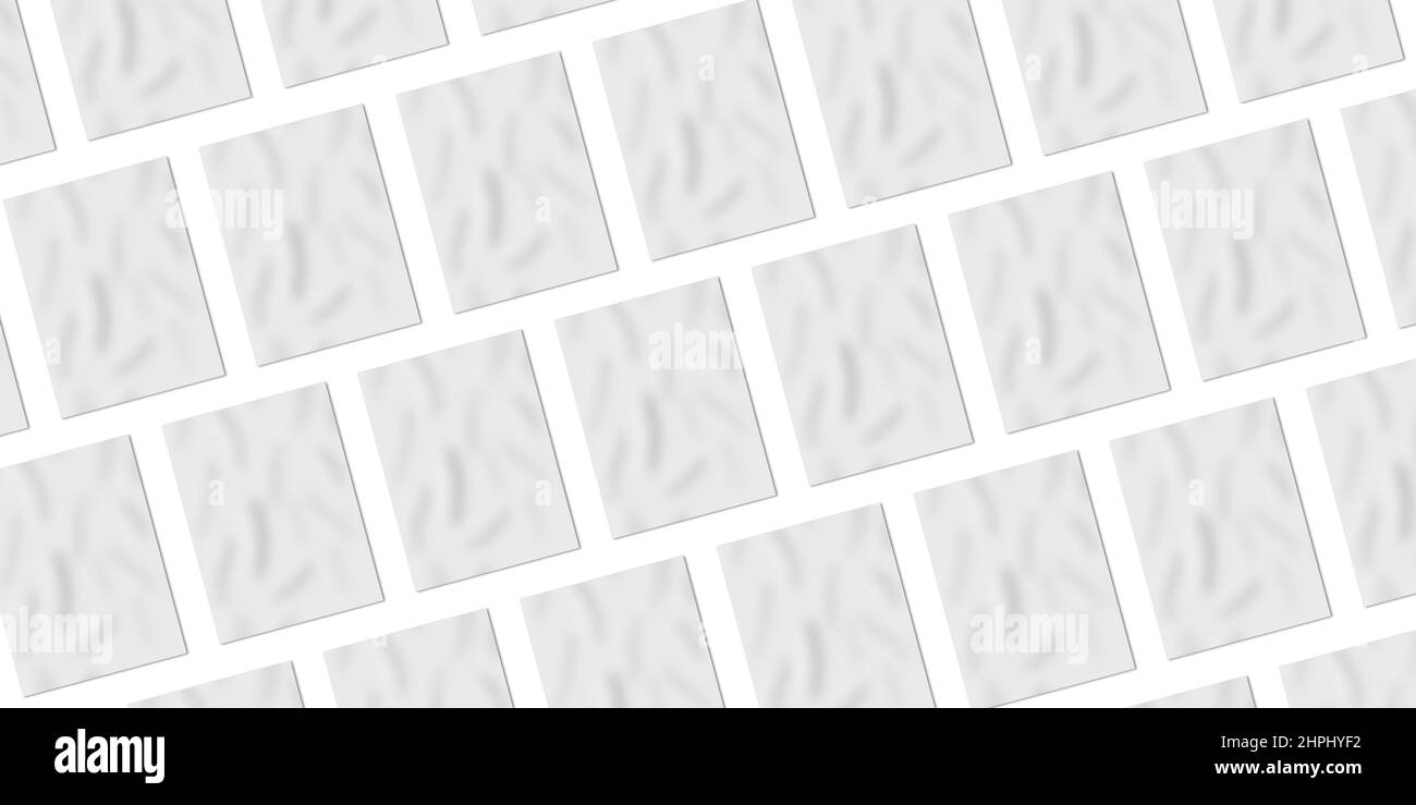 I bianchi di carta in diagonale si sono incollati. Identificazione del branding , biglietti da visita, pagine di riviste e post sociali. Gruppo di Rectangle bianco rugoso mokups ly Foto Stock