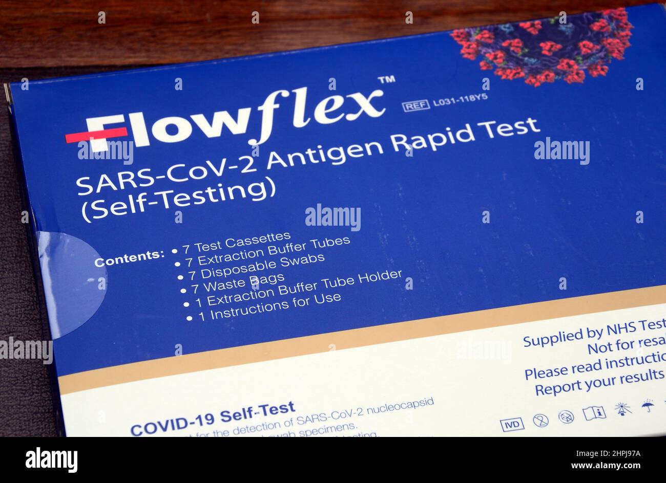Manchester, Regno Unito, 22nd febbraio, 2022. I media britannici riferiscono che i test di flusso laterale di Covid-19 o Corona o Coronavirus sono stati razionati. Non sono disponibili test di flusso laterale per posta sul sito Web della pubblica amministrazione. Le restrizioni del Covid e i test di massa gratuiti terminano in Inghilterra il 1st aprile. Credit: Terry Waller/Alamy Live News Foto Stock