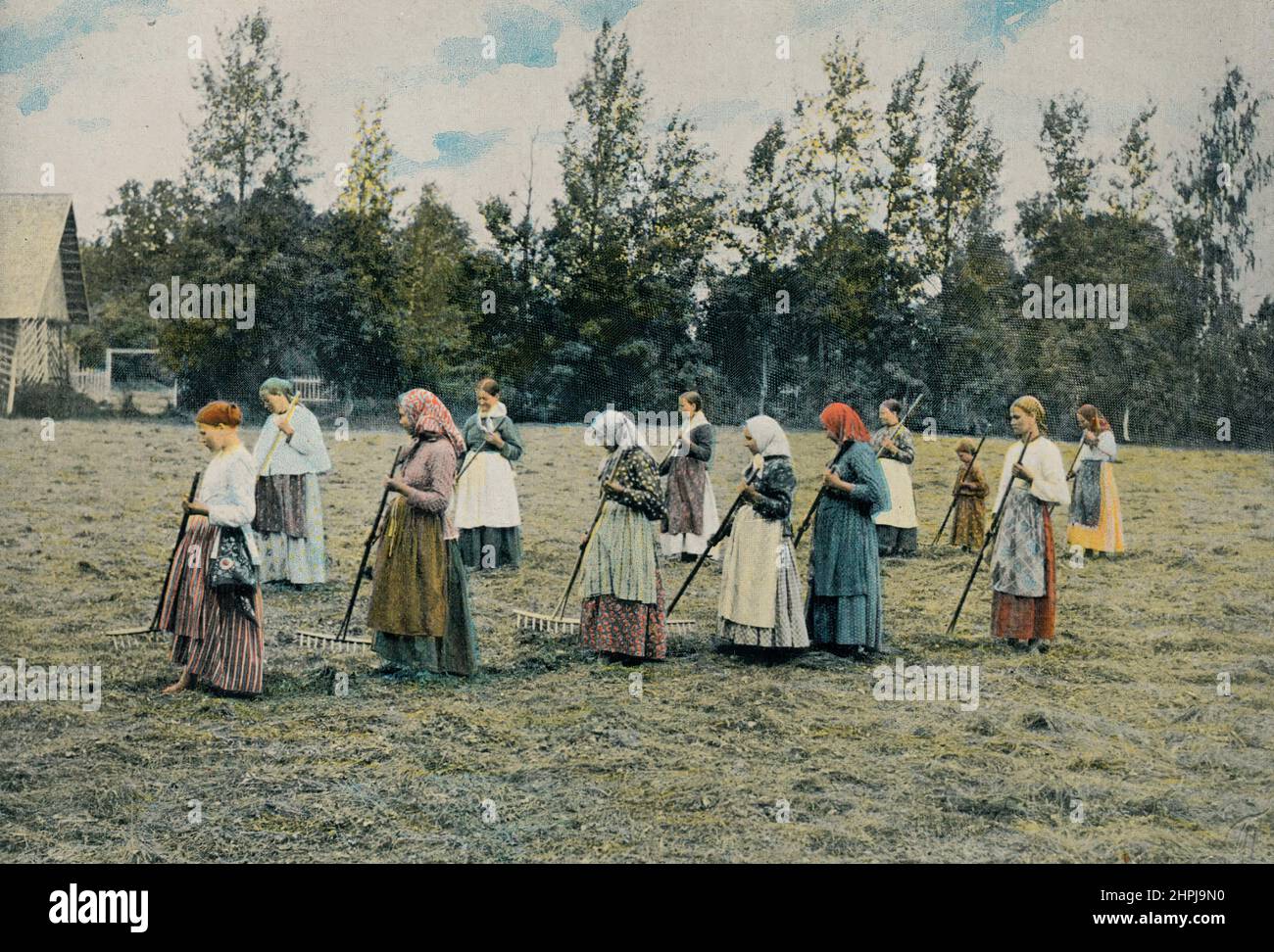 FENAISON AUX ENVIRONS DE MOSCOU. Autour Du Monde Russie 1895 - 1900 costumi Coutumes (7) - 19 ° secolo stampa fotografica a colori francese Foto Stock