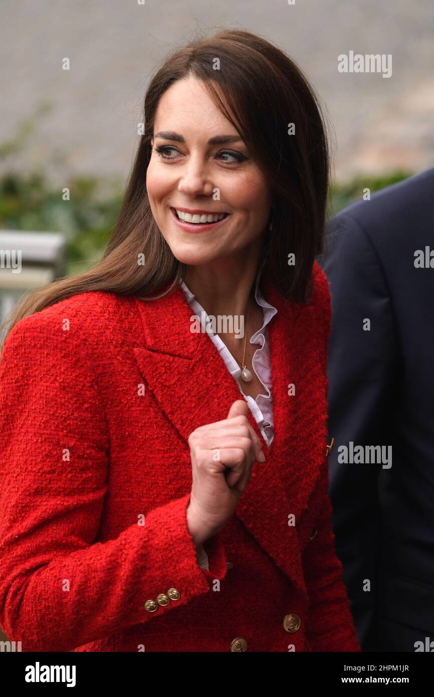 La Duchessa di Cambridge arriva per una visita al Copenhagen Infant Mental Health Project, a Copenhagen, Danimarca, il primo giorno di una visita di lavoro di due giorni con il Royal Foundation Center for Early Childhood. Data immagine: Martedì 22 febbraio 2022. Foto Stock
