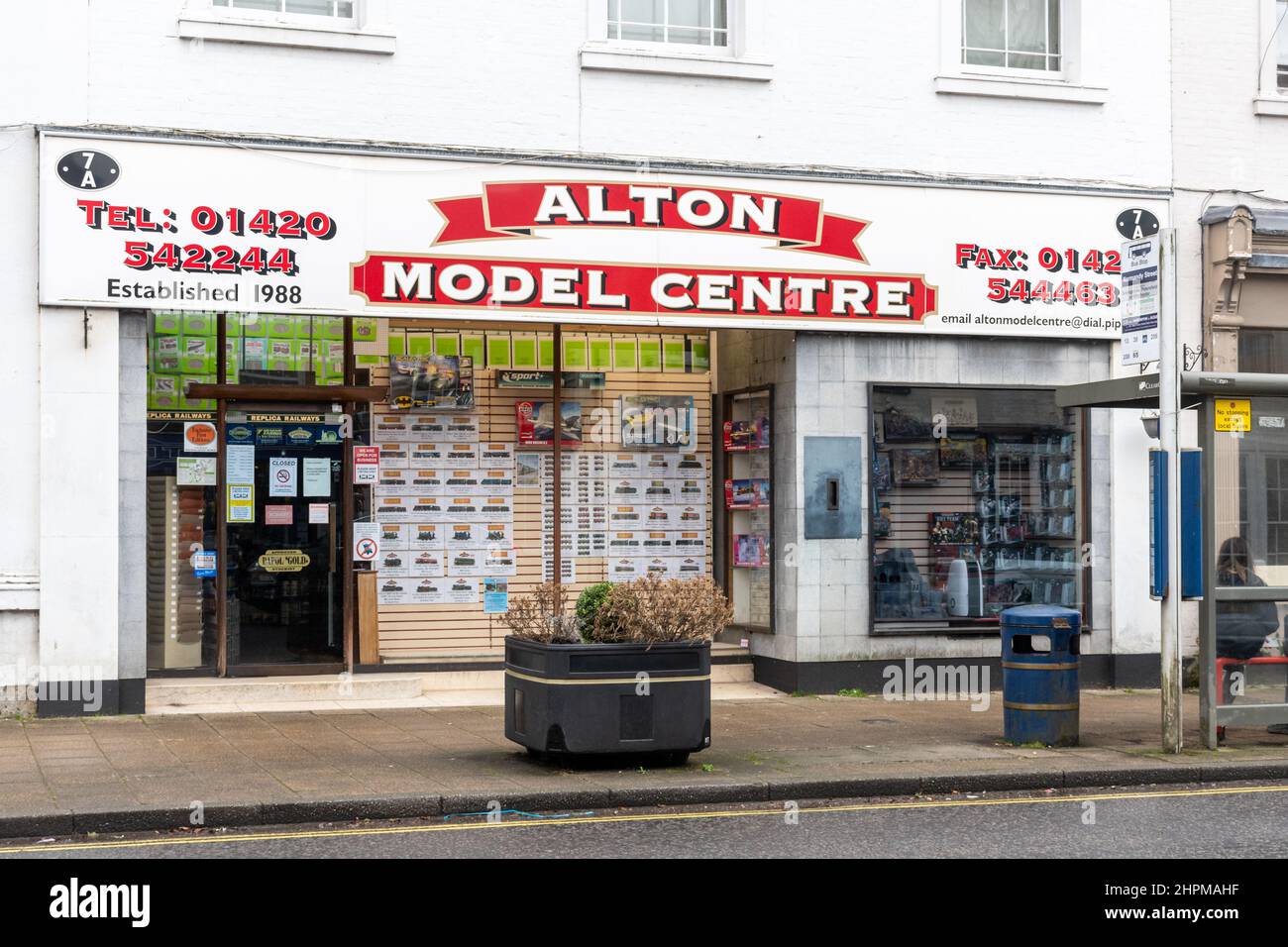 Alton Model Center, negozio specializzato che vende modelli ferroviari, kit airfix e altri kit di modellazione, Hampshire, Inghilterra, Regno Unito Foto Stock