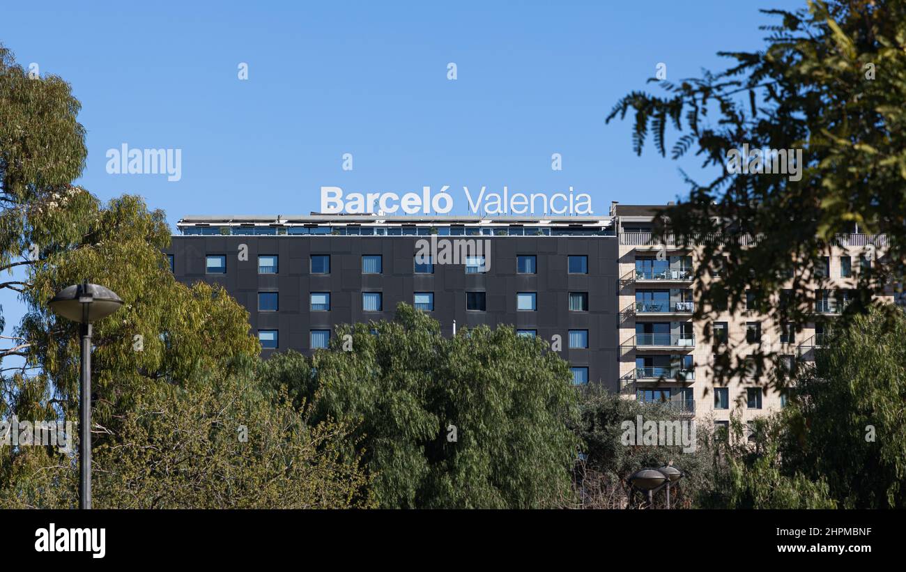 VALENCIA, SPAGNA - 22 FEBBRAIO 2022: Barcelo Hotel Group è una catena  alberghiera spagnola Foto stock - Alamy