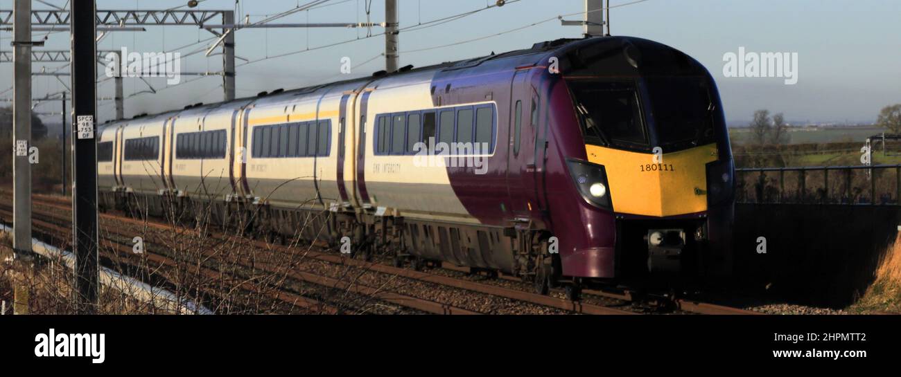 East Midlands Trains, Adelante; treno 180111, da Londra a Bedford Line Railway, vicino a Bedford, Bedfordshire, Inghilterra, Regno Unito Foto Stock