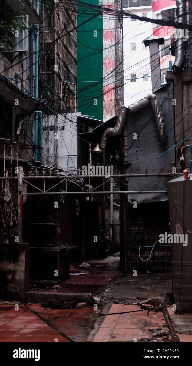 Run Down Derelict edifici Sukhumvit Soi 3/1 Soi Africa Sukhumvit Road Bangkok Thailandia Foto Stock