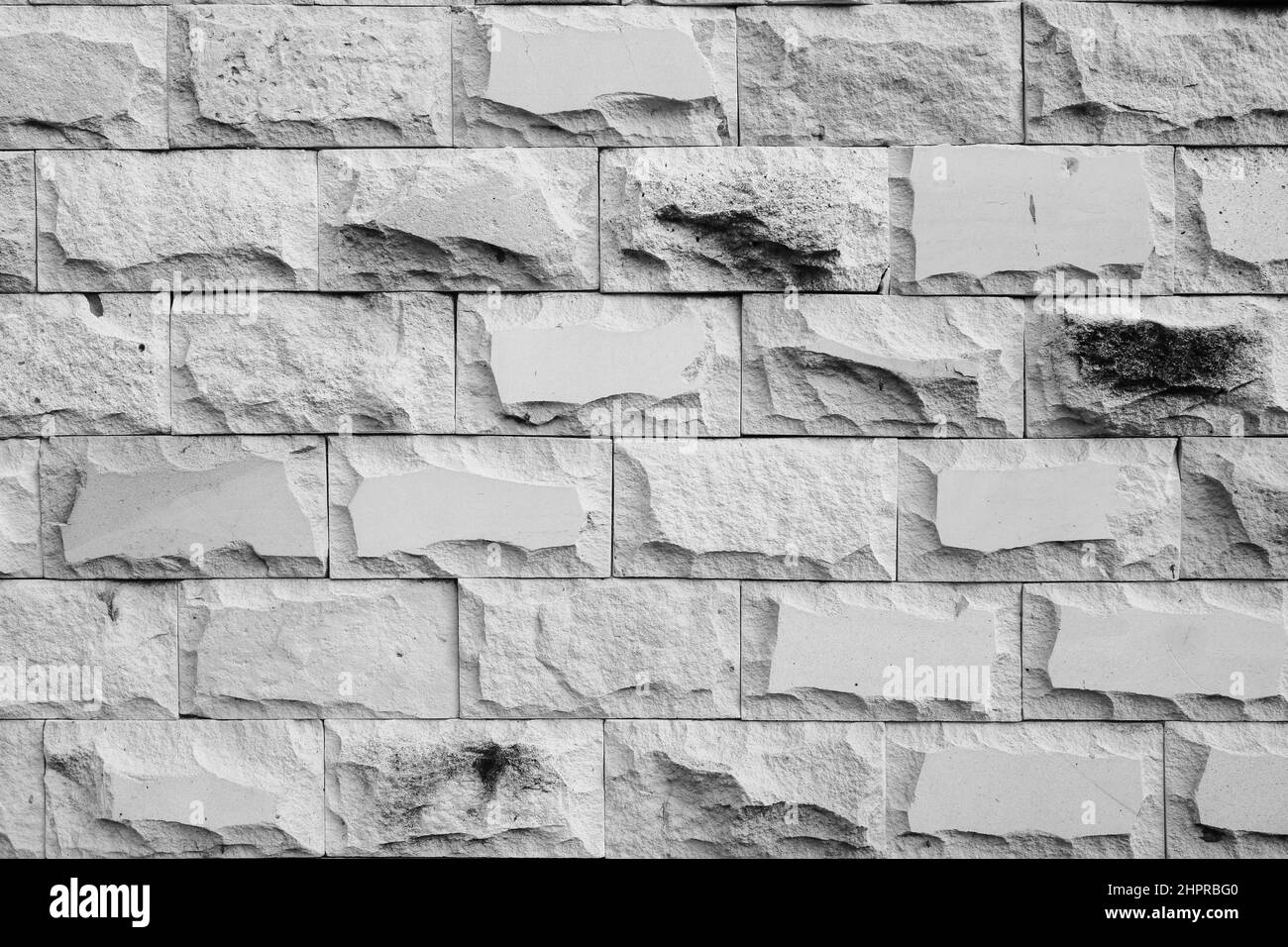 Vecchia grunge sporco muro superficie. Astratto mattone piastrelle di lavoro sfondo e modello. Foto Stock