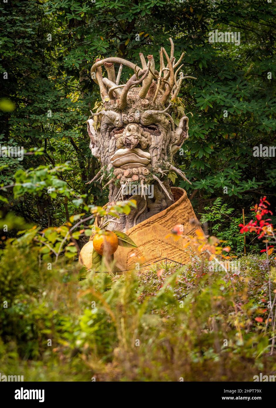 Inverno: Scultura in grande scala, parte delle quattro stagioni di Philip Haas, ispirata ai dipinti di Giuseppe Arcimboldo. Foto Stock