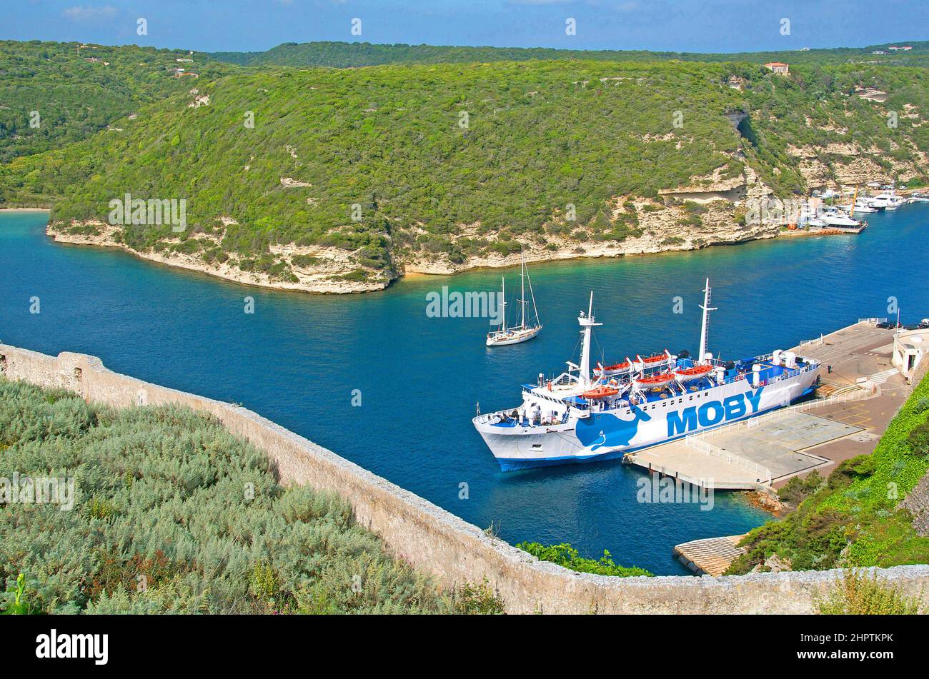 Sardaigna traghetto nel porto di Bonifacio, Corsica del Sud, Francia Foto Stock
