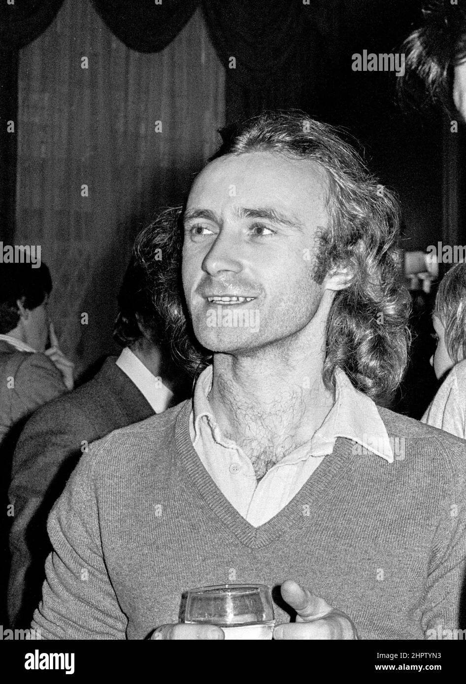 Il musicista inglese Phil Collins ad una cerimonia di Melody Maker poll Awards a Londra nel 1979. Foto Stock