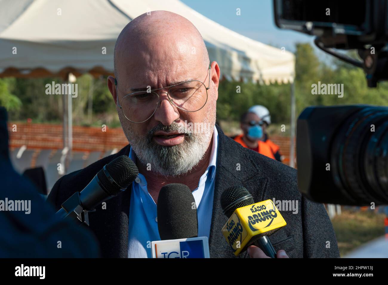 Stefano Bonaccini, presidente della Regione Emilia Romagna, è una Sala Baganza in occasione dell'inizio lavori della cassa di espansione nel Baganza Foto Stock