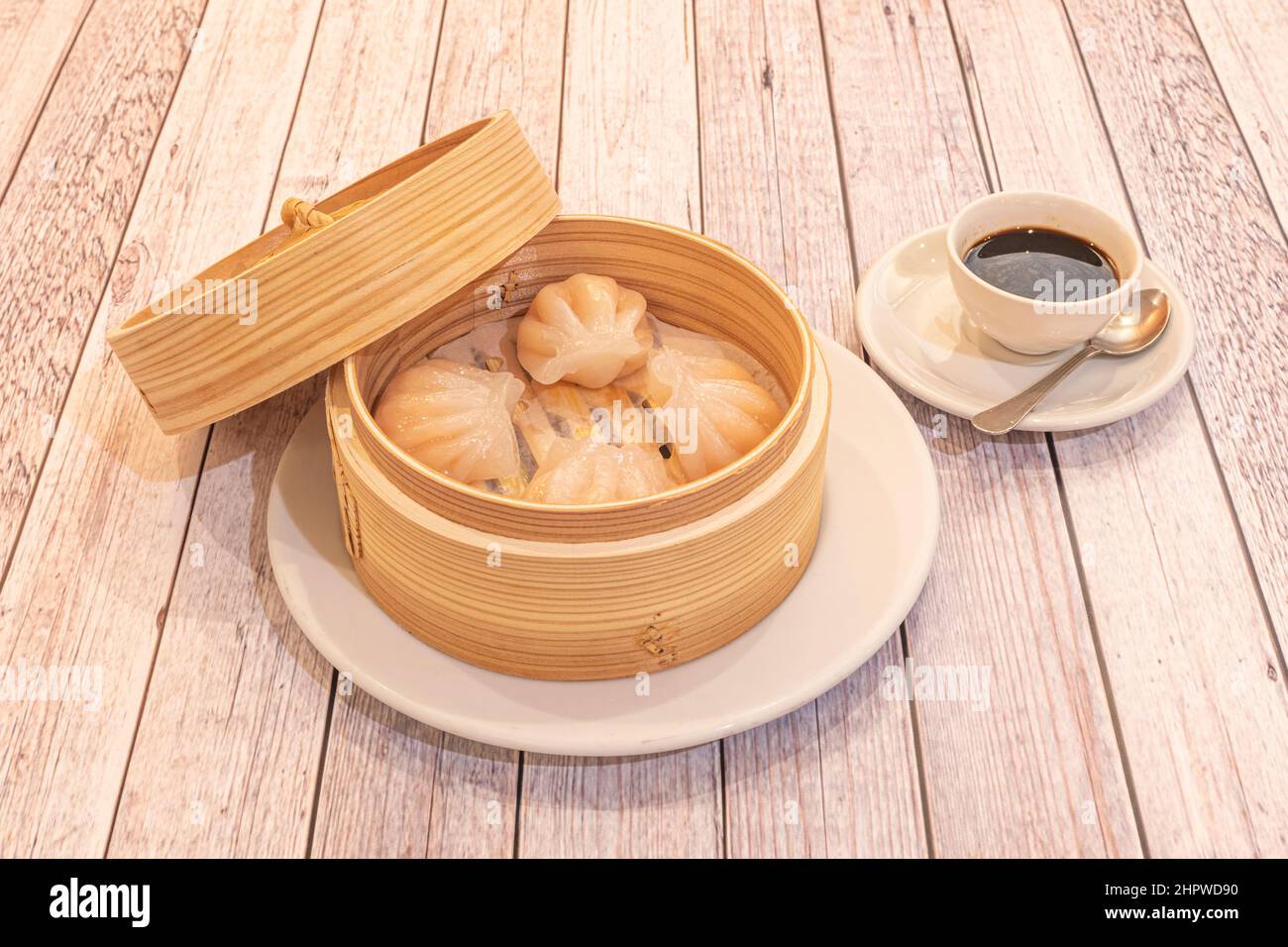 Xiaolongpao, è un tipo baozi stufato gnocchi, è una specialità culinaria molto comune nella Cina orientale, tra cui Shanghai e Wux Foto Stock