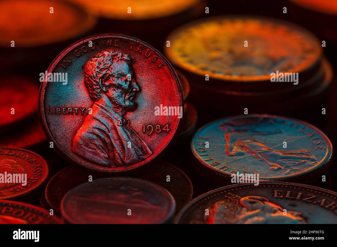 Abraham Lincoln Penny 1984 cent pile e Stacks Close Up Macro Foto Stock