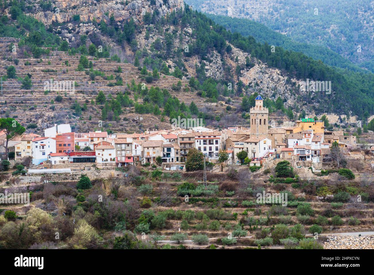 Vista panoramica di Puebla de Arenoso. Villaggio in provincia di Castellón, Comunidad Valenciana, Spagna Foto Stock