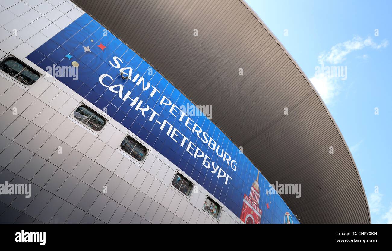 Foto di archivio datata 14-07-2018 di veduta generale dell'Arena Gazprom, San Pietroburgo. L’agenzia di stampa PA sta apprendo dei piani di emergenza su dove ospitare la finale della Champions League di questa stagione. La Gazprom Arena di San Pietroburgo, con una capacità di 68.000 persone, ha avuto la possibilità di ospitare l'evento più importante d'Europa, ma gli eventi che si svolgono durante la notte potrebbero costringere a cambiare sede. Data di emissione: Giovedì 24 febbraio 2022. Foto Stock