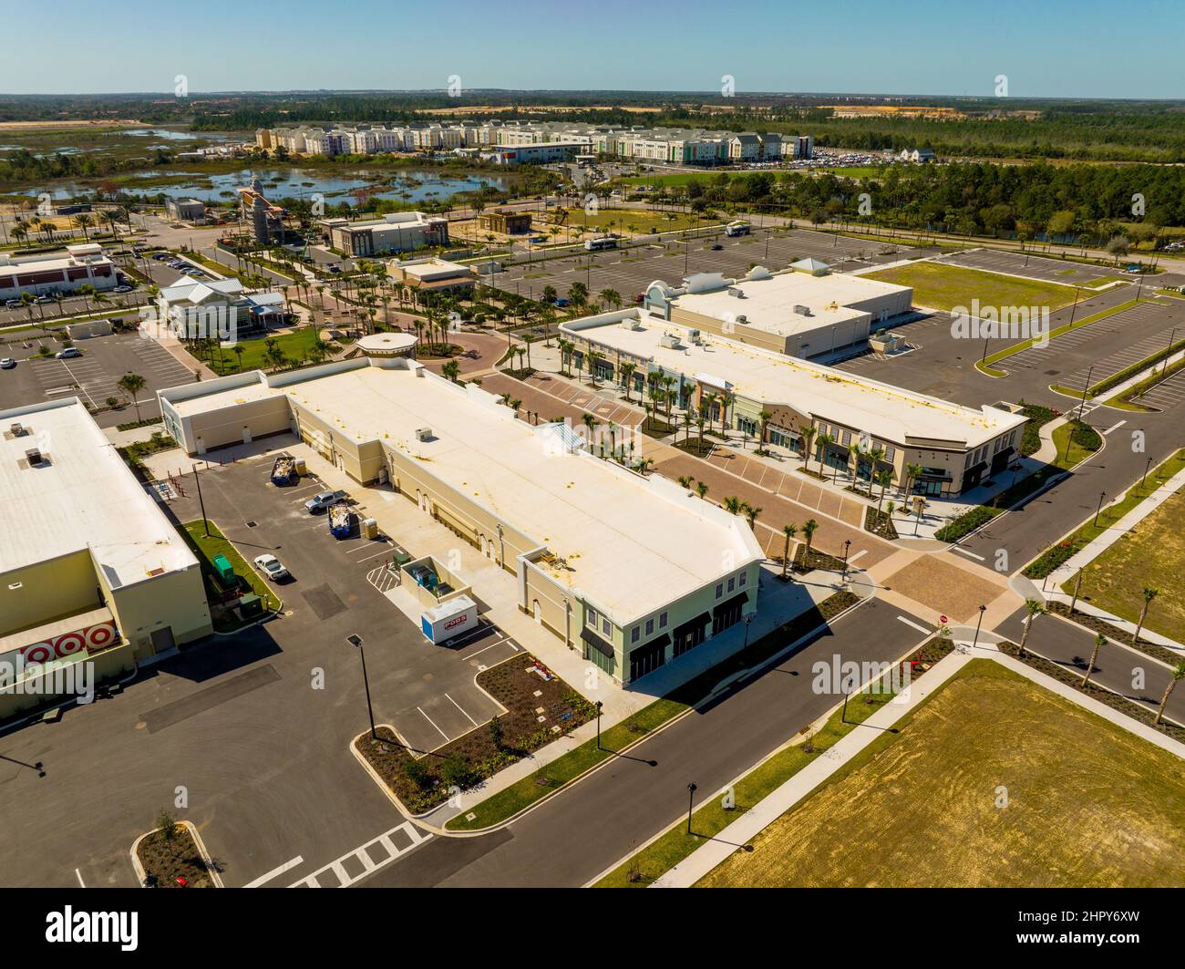 Winter Garden, FL, USA - 20 febbraio 2022: Foto aerea nuovo centro commerciale moderno Foto Stock