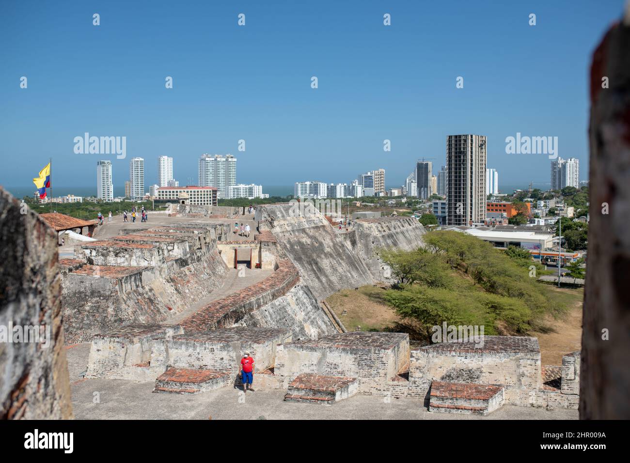 Una vista di Cartagena dal Castillo San Felipe de Barajas in Colombia Foto Stock