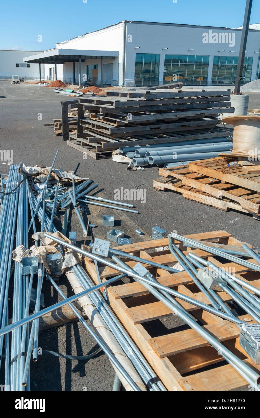 Scatto verticale di un cantiere commerciale. Foto Stock