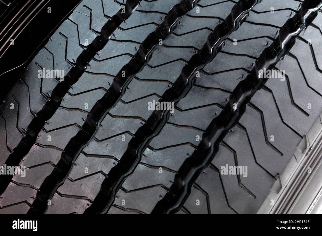 scanalatura per pneumatici di camion e autobus Foto Stock