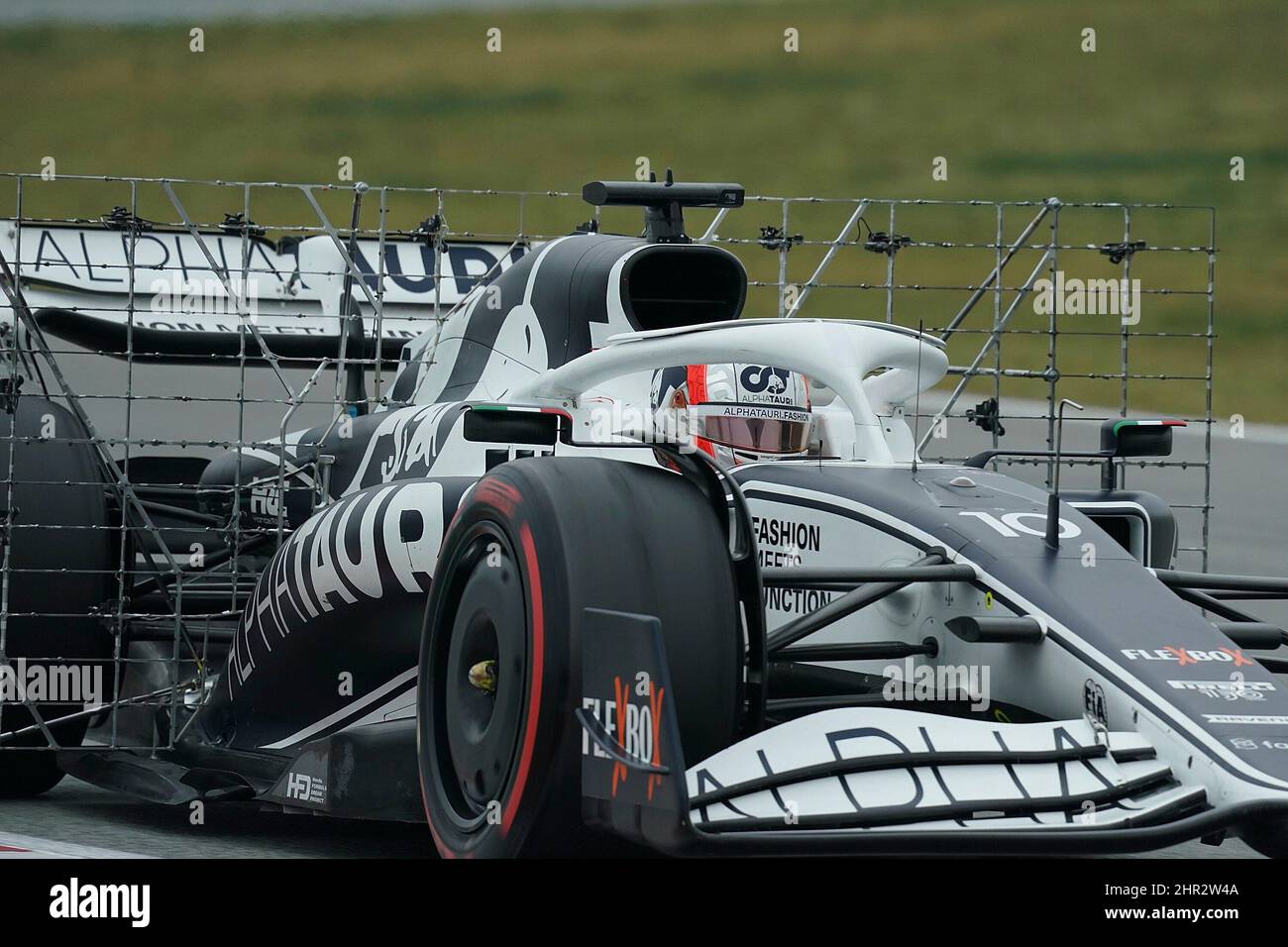 25th febbraio 2022, Circuit de Catalunya, Barcellona, prove di Formula 1 2022 a Barcellona, nella foto Pierre Gasly (fra), Scuderia AlphaTauri Foto Stock