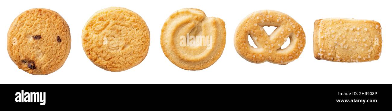 Set di biscotti danesi al burro macro cutout. Cinque pretzel interi, biscotti frollini rotondi e rettangolari con zucchero isolato su sfondo bianco. Foto Stock