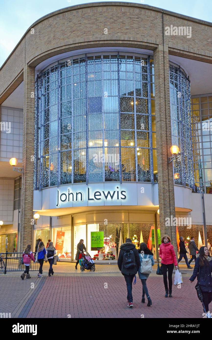 John Lewis Department Store at Christmas, Royal Borough of Kingston upon Thames, Greater London, Inghilterra, Regno Unito Foto Stock