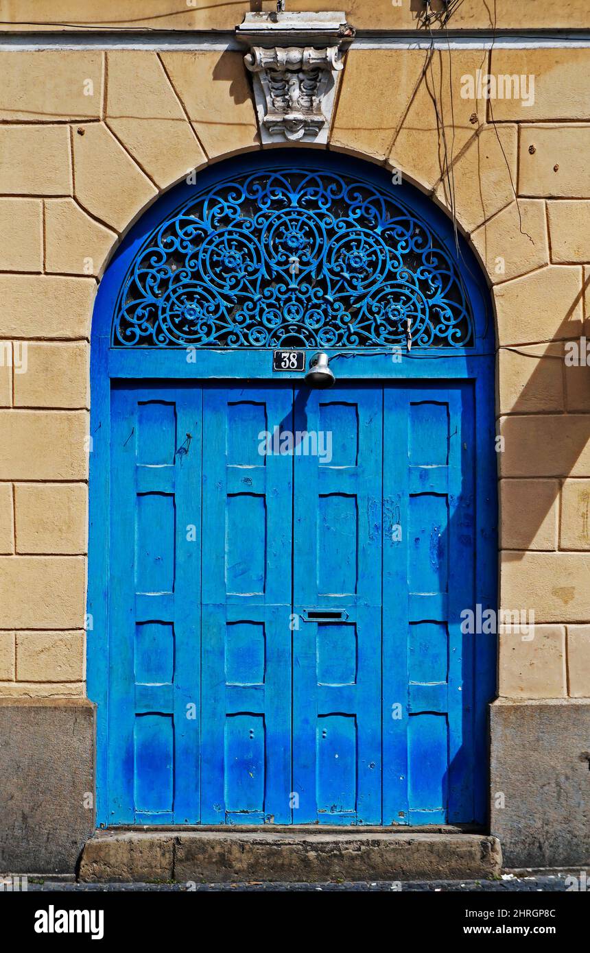 Antica porta blu, centro di Rio de Janeiro Foto Stock