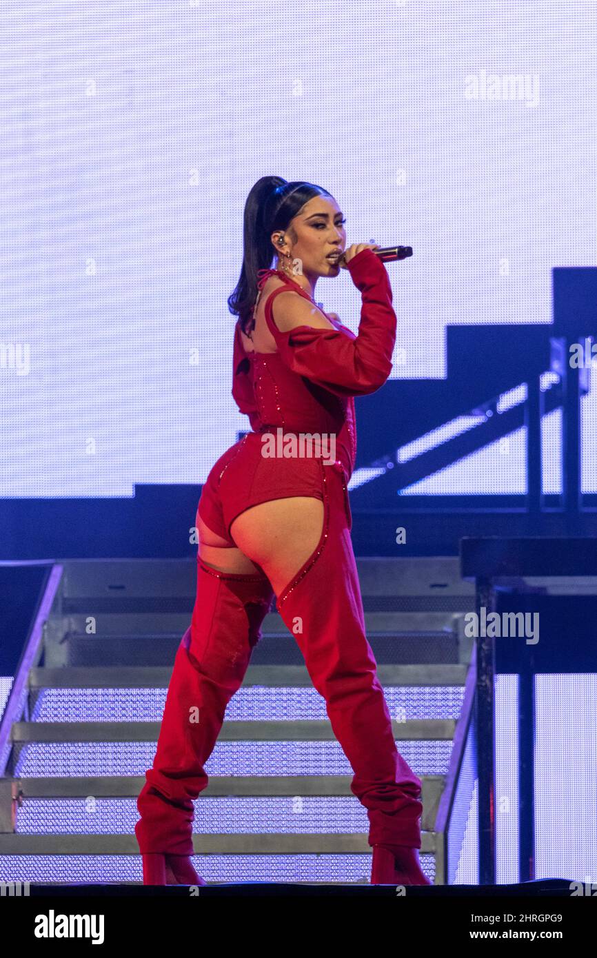 Kali Uchis (Karly-Marina Loaiza) il 24 febbraio 2022, al Fiserv Forum di Milwaukee, Wisconsin (foto di Daniel DeSlover/Sipa USA) Foto Stock