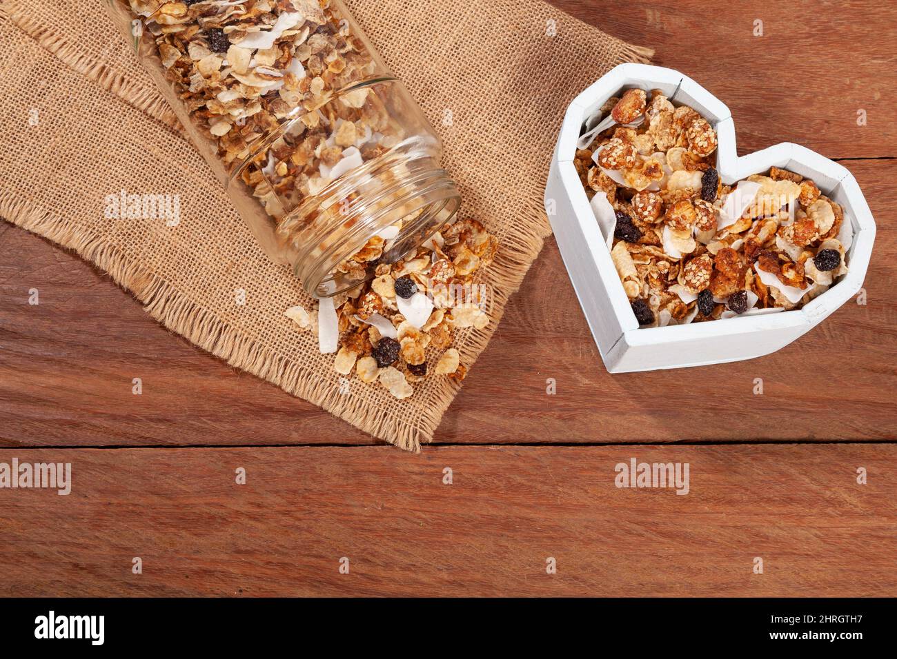 Cibo sano - cibo per la prima colazione; gustoso e nutriente granola organica Foto Stock