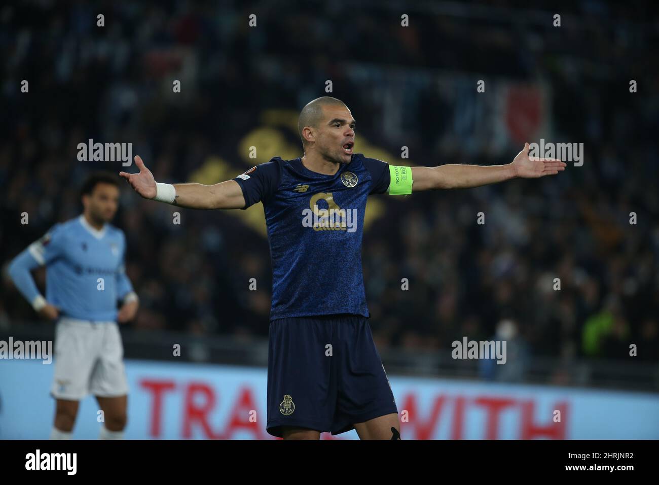 Roma, Italia. 24th Feb 2022. Mateus Uribe (Porto) reagisce durante i play-off del round di Knockout della partita Europa League tra SS Lazio e Futebol Clube do Porto allo Stadio Olimpico il 24 febbraio 2022 a Roma, Italia. (Foto di Giuseppe fama/Pacific Press/Sipa USA) Credit: Sipa USA/Alamy Live News Foto Stock