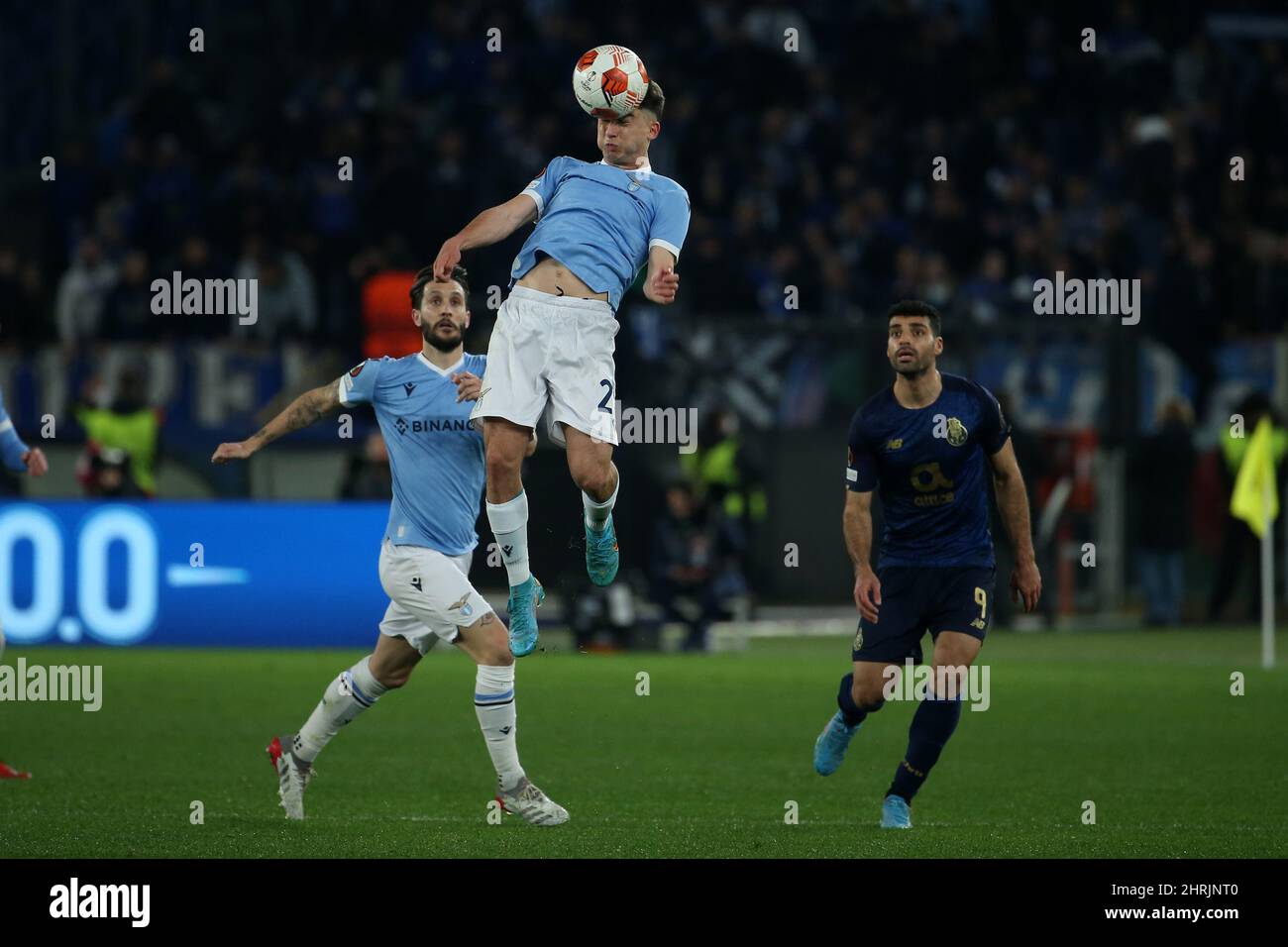 Roma, Italia. 24th feb, 2022. In azione durante il torneo di calcio Knockout di Europa League tra SS Lazio e Futebol Clube do Porto allo Stadio Olimpico il 24 febbraio 2022 a Roma. (Foto di Giuseppe fama/Pacific Press/Sipa USA) Credit: Sipa USA/Alamy Live News Foto Stock